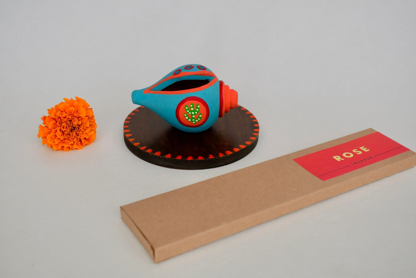 Shubh Shankh Incense Holder